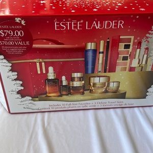 New ESTEE LAUDER